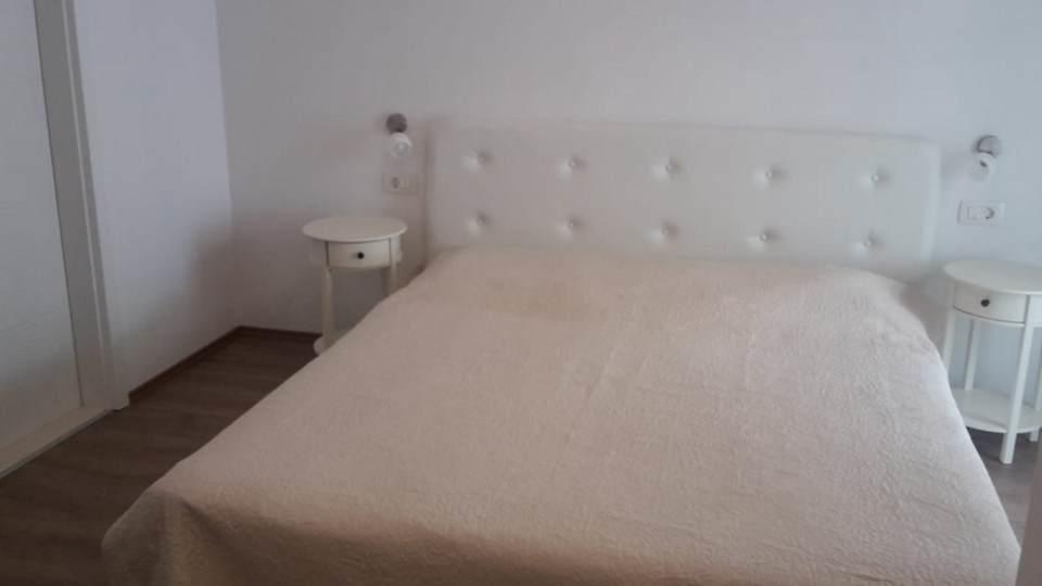 Apartments Niko 奥米什 外观 照片