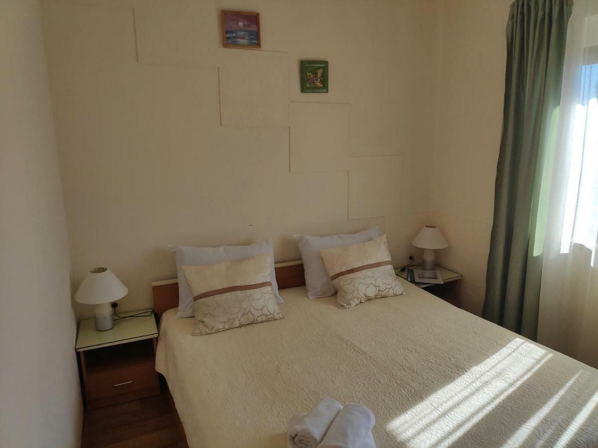 Apartments Niko 奥米什 外观 照片